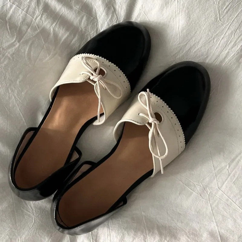 

2026 New Women's Shoes Retro Britain Hollow Out Casual Shoes for Woman Fashion Round Head Flat Shoe Designer Shoes Zapatos Mujer