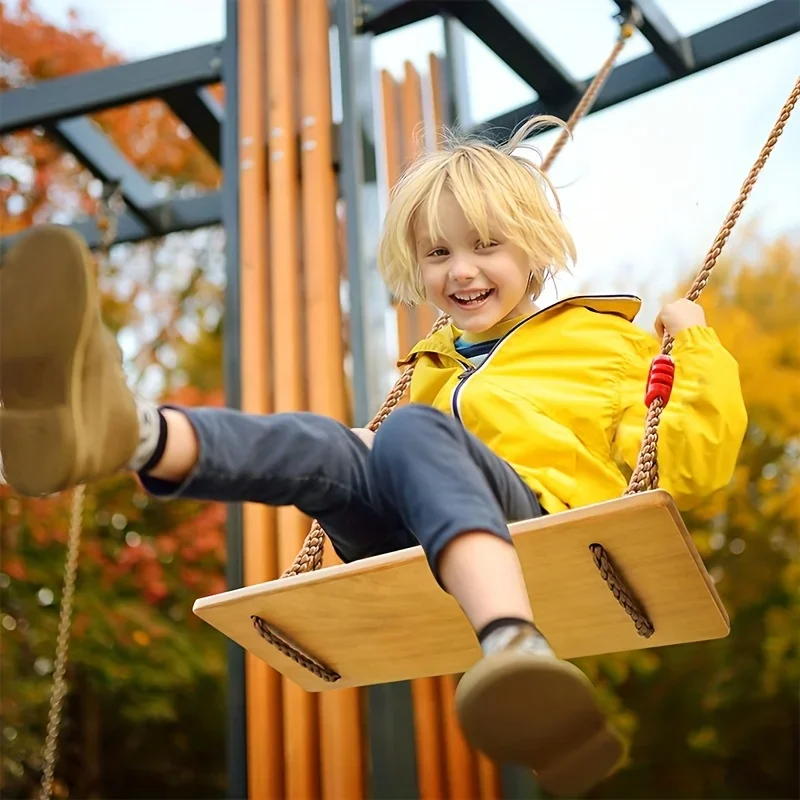 أرجوحة خارجية 1 مقعد خشبي قوي قابل للتعديل، حبال مطاطية حمراء تناسب الشباب والكبار في الفناء الخلفي/الحديقة للاستخدام الترفيهي