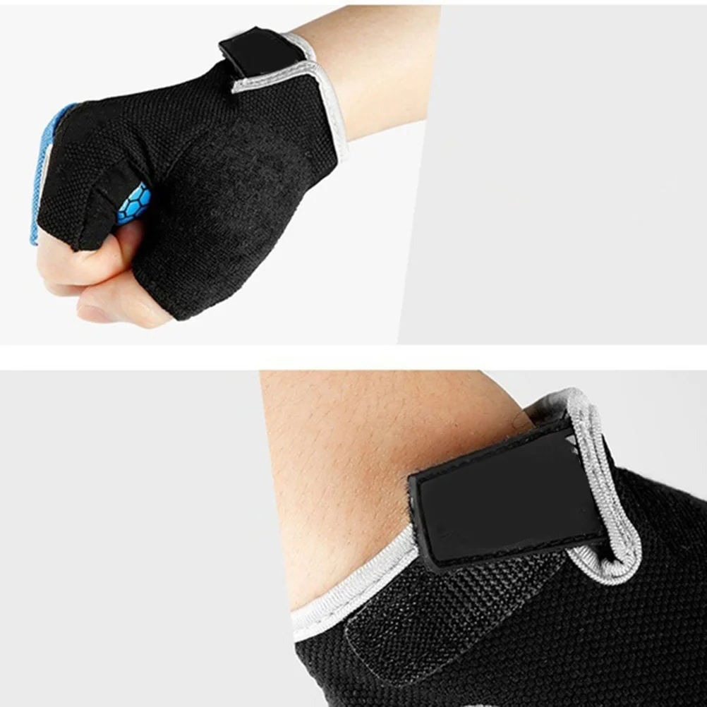 

1Pair Cycling Gloves Outdoor Sports Half Finger Breathable Shock Absorbing Non Slip Lightweight Comfortable Workout Gloves Size