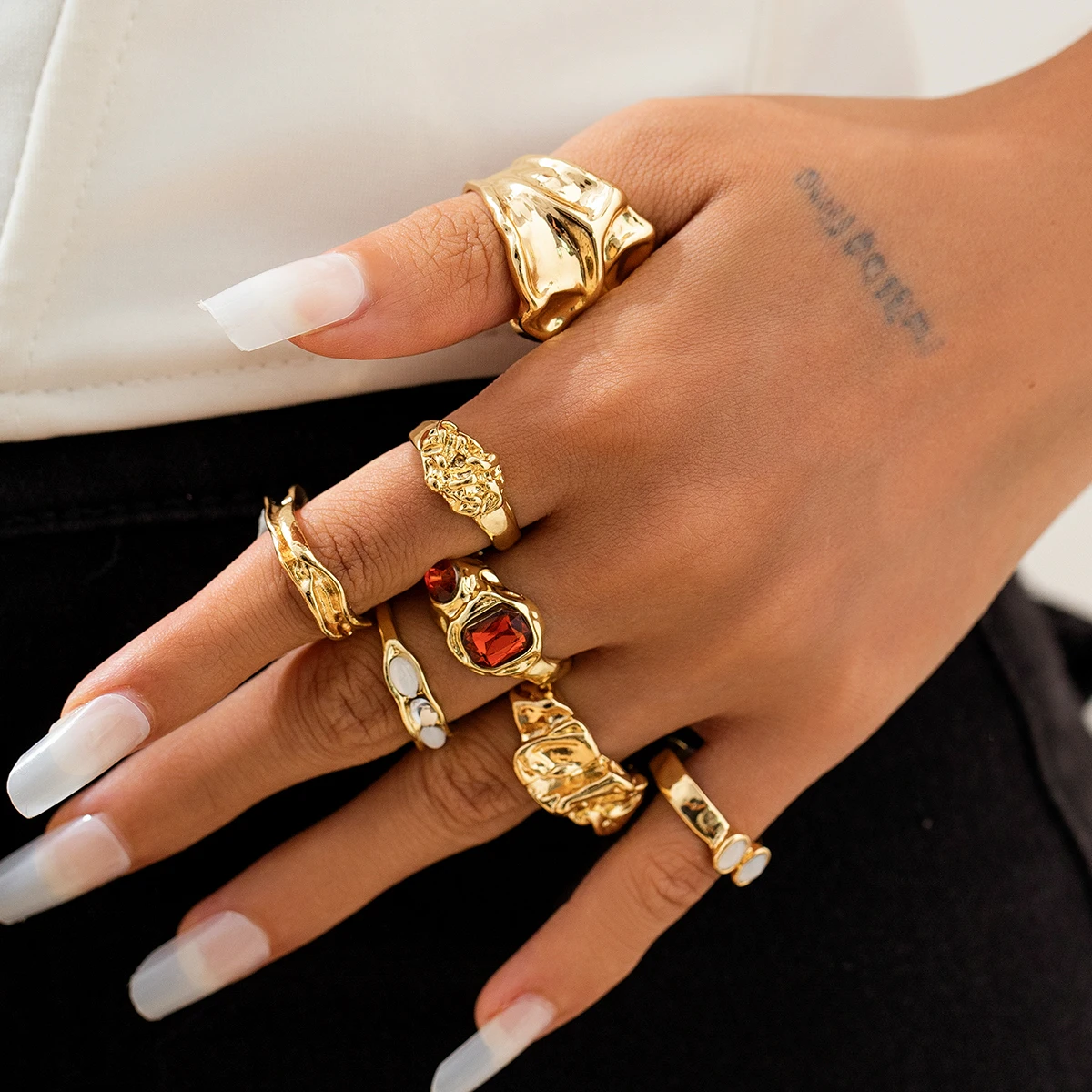 7Pcs Vintage Irregular Folded Surface Open Rings Set for Women