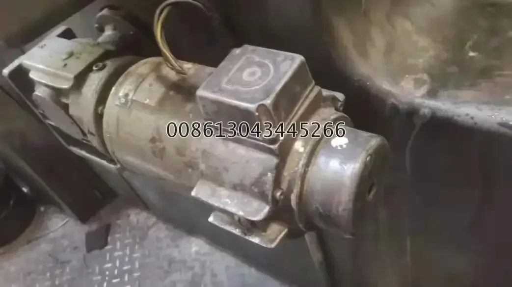 63.198.1353 Heidelberg Offset Machine Water Pan Roller Motor 91.198.1353