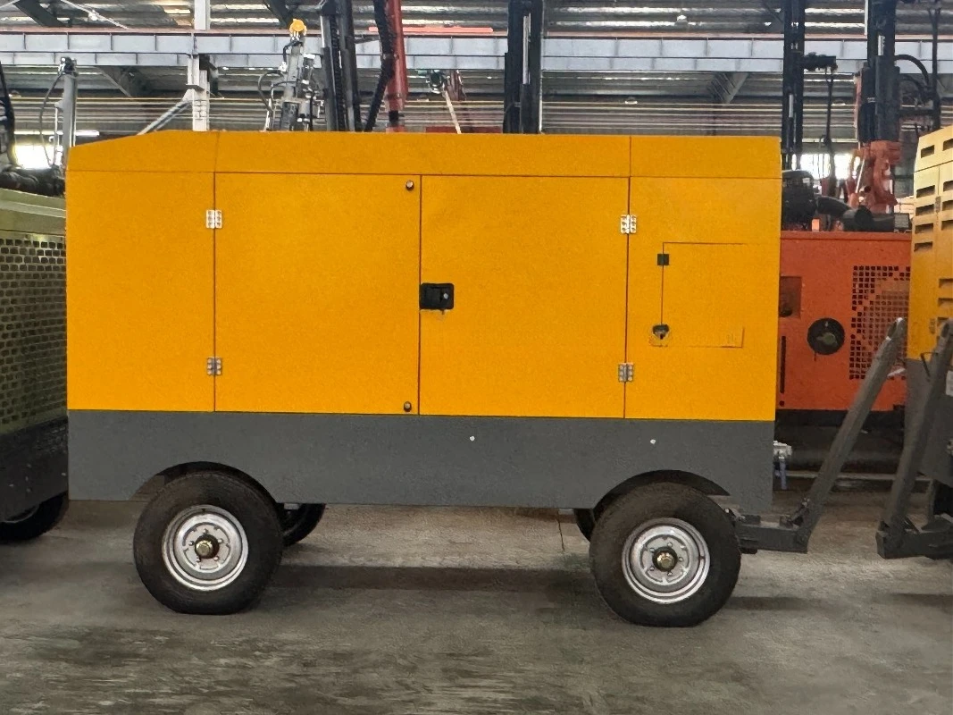 550CFM 15Bar Oil Injected Air Cooled Portable Engine Driven Screw Air Compressor Pump for Mining Drilling Rock Scaler