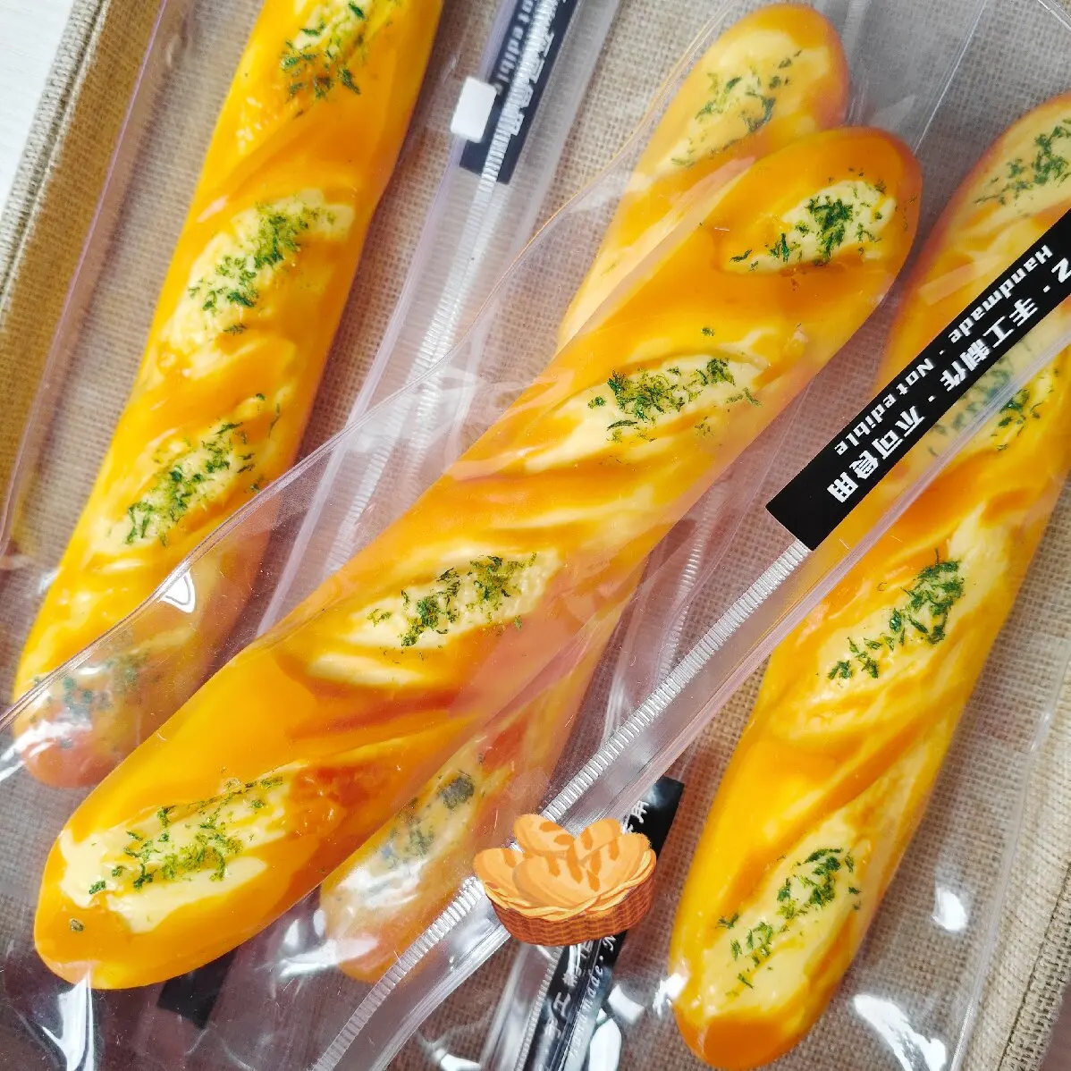 

Silicone Bread Squishy Toys Soft Slow Rebound Pinch Sensory Toys Fun Stress Relief Squeeze Adults Decompression Fidget Toy