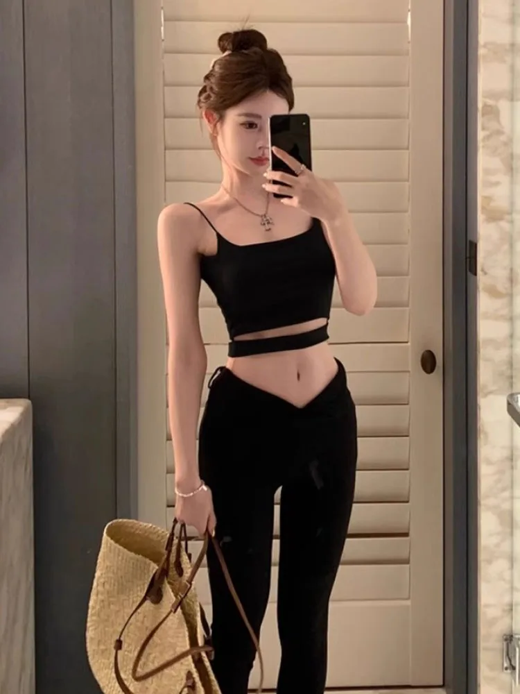 Sexy collarbone revealing camisole women's short cut hollow out vest top