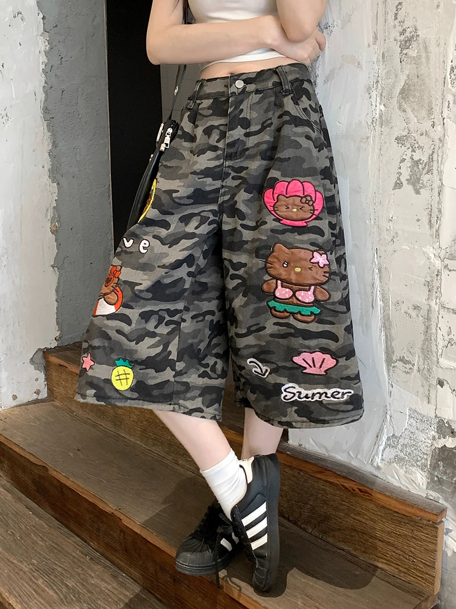 RORORIRI Cartoon Ricamato Camo Jeans Jorts Donna Vita bassa Patched Dritto Casual Gamba larga Pantaloncini di jeans Retro Y2k Streetwear