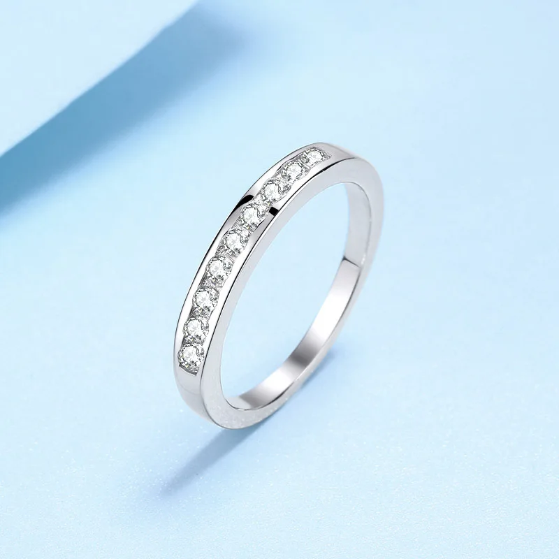Light Luxury Small Row Diamond Ring 0.27ct Women Moissanite PT950 Platinum Comfortable to Wear, Great for Stack or Single