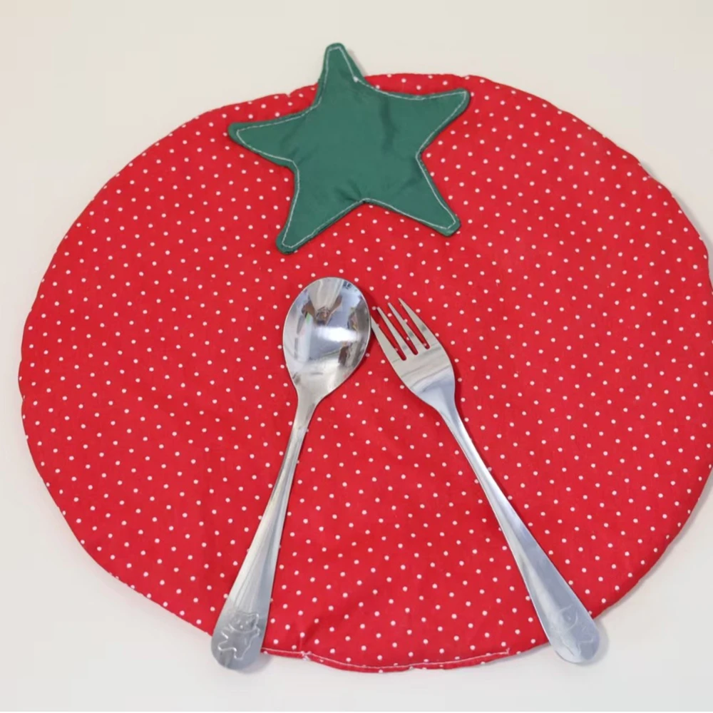 Retro Cute Japanese Cartoon Tomato Table Mat Handmade Fabric Cute Tomatoes Wave Dot Tablecloth Heart Shaped Table Mat Coaster