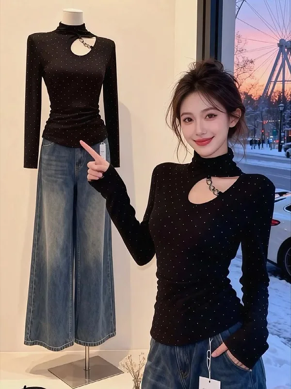 

Женская футболка больших размеров в корейском стиле с длинным рукавом, с объемной вышивкой, приталенная, с вырезами на воротнике, модная, универсальная, весенняя.