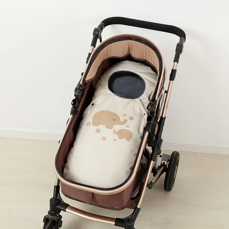Baby Stroller Sleeping Bag Universal Type Warm Cuddle Sitting Blanket Thickened Foot Cover Baby Seat Cushion Windshield