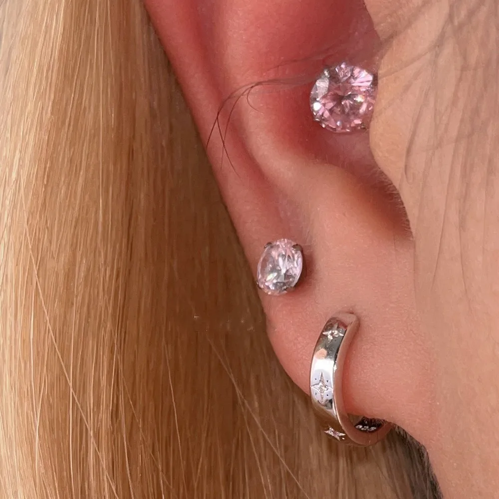 Sparkling stars earings Buckle silver 925 Diamond Inlaid Simple earrings for women Stacking Style Suitable for Daily Jewelry