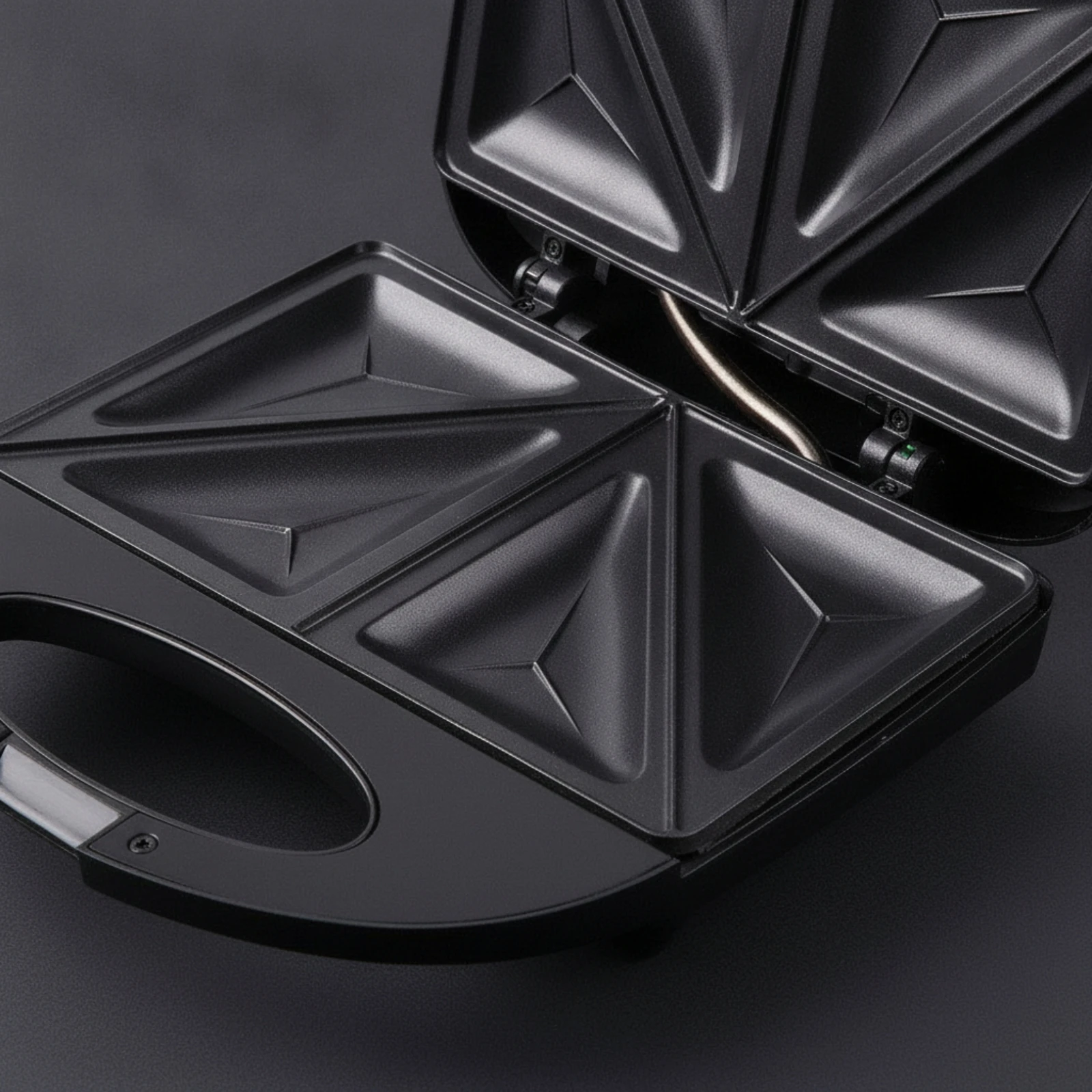 Countertop Sandwich Maker with Indicator Lights Double-Sided Heating Sandwich Maker Kitchen Appliance Compact Space-Saving