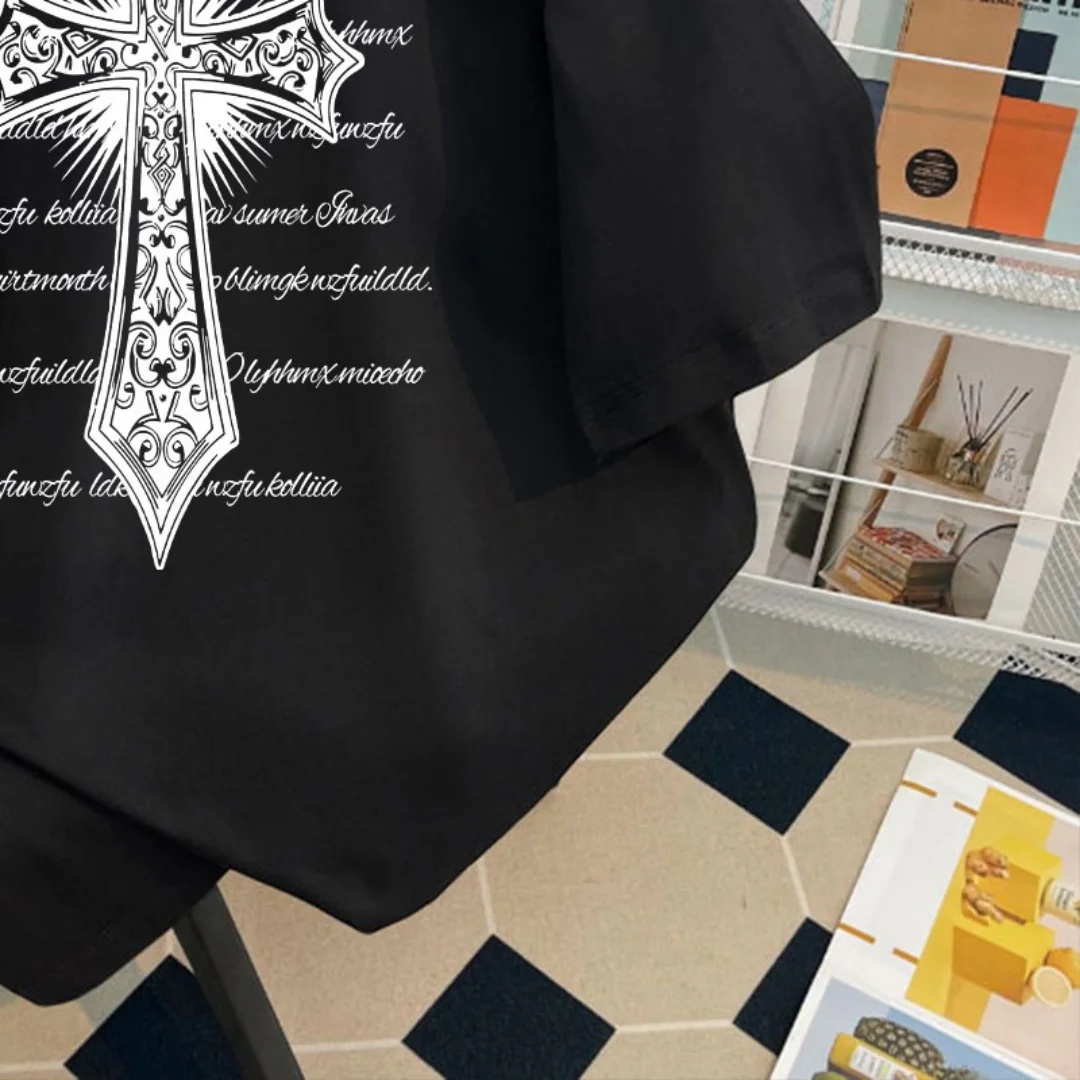 الأمريكية الرجعية الظلام الصليب الجرافيك تي شيرت الصيف موضة الرياضة القطن الخالص تي شيرت رجالي ملابس الأطفال المحملة Y2k امرأة