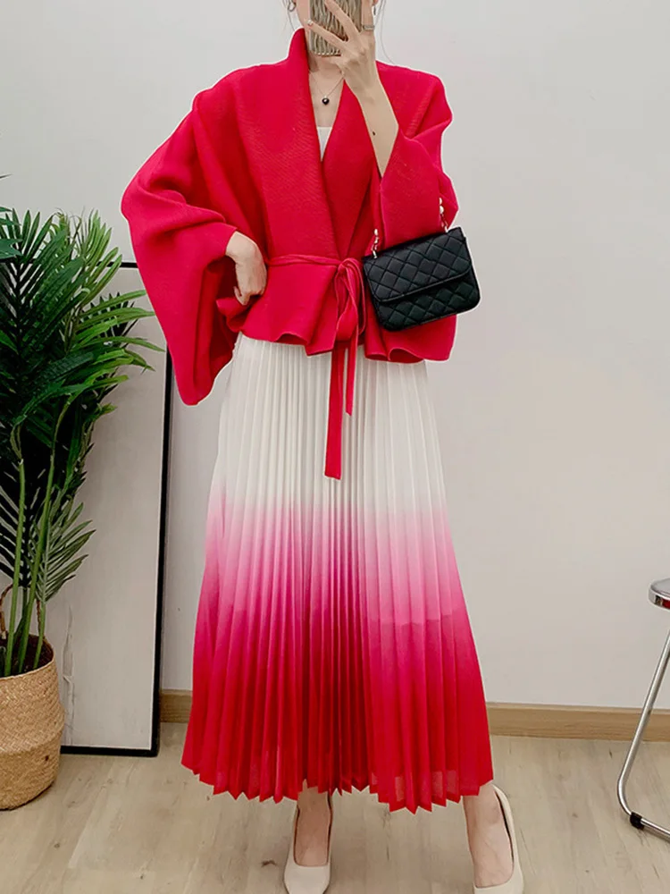 GVUW Pleated Color Block 2 Pieces Set Women Evening Party Loose Jackets + A Line Skirts Fashion Lace-up New 2024 Sets 17G8027