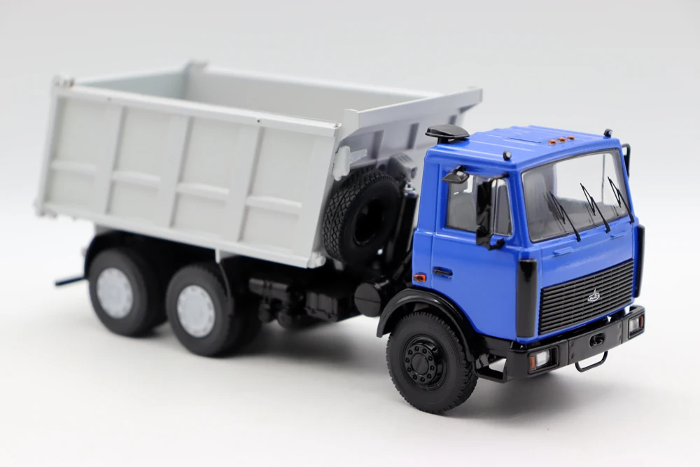 New 1/43 MAZ-6501 Truck with dumper semitrailer USSR Vehicle Diecast alloy toys For Collection Gift