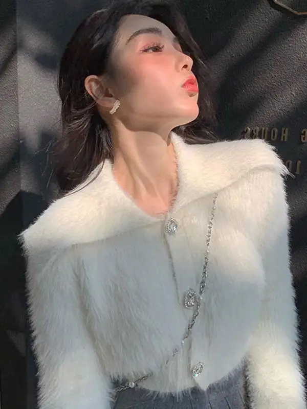 

Женский вязаный свитер из искусственной норки ор V-Ne, ранняя осень-зима, модный кардиган с бриллиантовыми пуговицами, верхняя одежда, топ