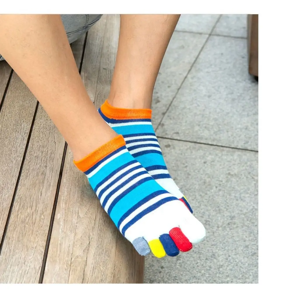 

1 Pair of EU39-44 Five Toe Socks Mesh Cotton Five Finger Socks Anti Friction Breathable Male Short Socks Spring Summer