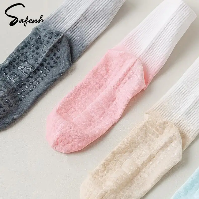 Gradient Color Mid-tube Yoga Socks Women Silicone Non-slip Stocks Professional Sports Fitness Pilates Socks Dance Floor Socks