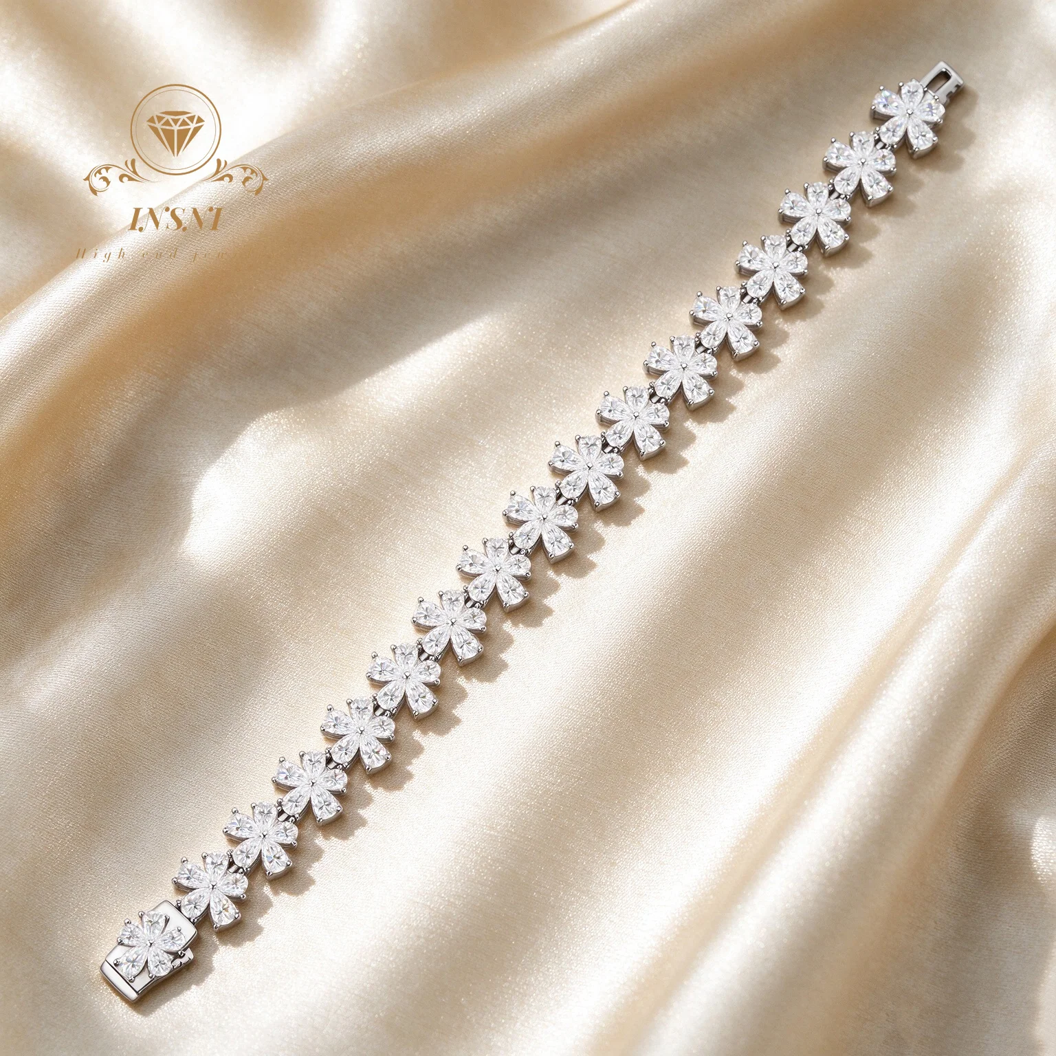 Fashion Snow Flower Bracelet 925 Silver High-end, Temperament High-quality Moissanite Affordable Light Luxury Niche Bracelet