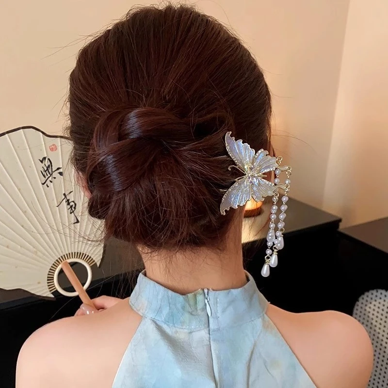 2025 New Chinese Style Pearl Tassel Hairpin with Ancient Style Swaying Women\'s Light Luxury U-shaped Horse Face Skirt Hairpin