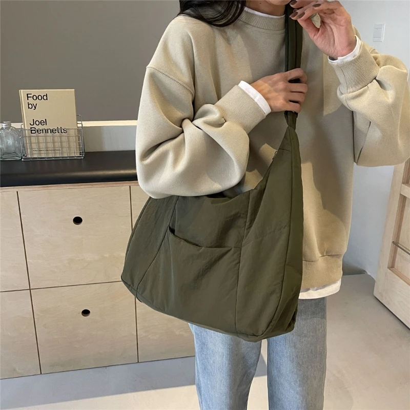 New Crossbody Bag Soild Color Quilted Shoulder Bag for Women Large Capacity Tote Bag Padded Cotton Light Puffer Dumpling Bag