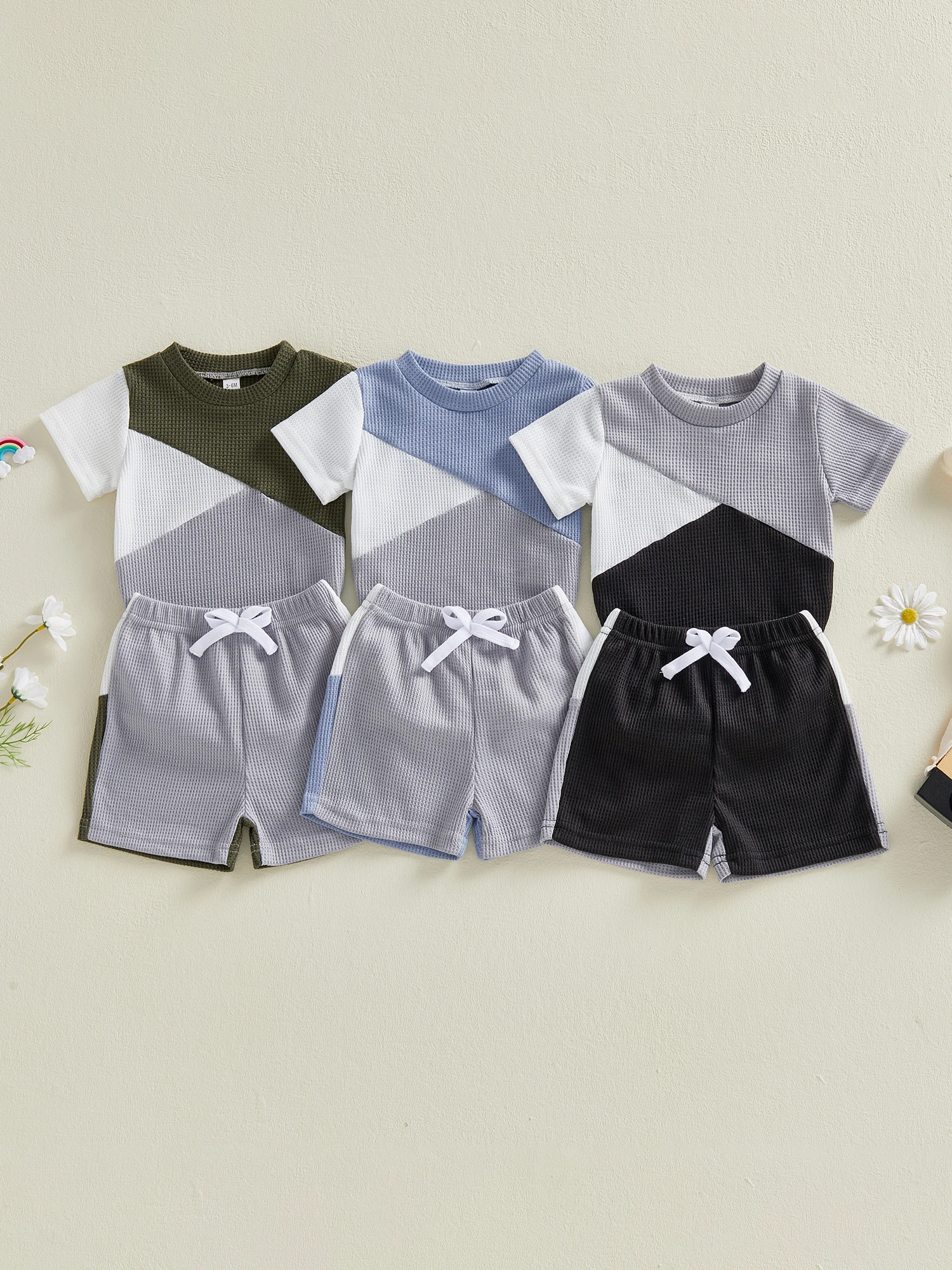 

Toddler Boys Casual Cotton T-Shirt and Shorts Set with Cute Animal Print Short Sleeve Tee and Elastic Waist Bottoms 2-Piece