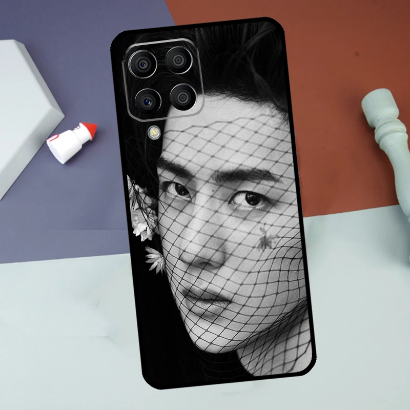 حافظة Wang Yibo الجامحة لهاتف سامسونج جالاكسي M15 M35 M55 M12 M13 M14 M34 M54 M33 M53 M21 M31 M11 M32 M52 M06 M16 #5