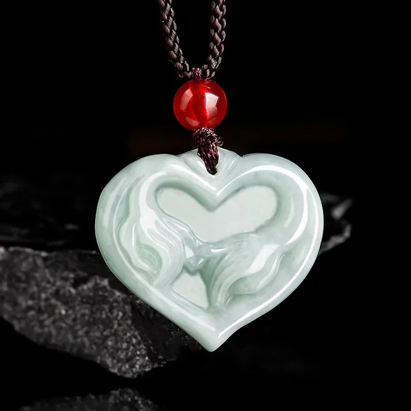 Burmese Jade Love Heart Holding Hands Pendant Real Green Emerald Vintage Gift Women Jewelry Jadeite Necklace Accessories Natural