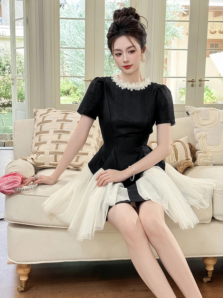 Novo verão feminino preto branco emendado vestido de noite manga puff magro mini vestidos elegante tule hem festa cocktail baile moda