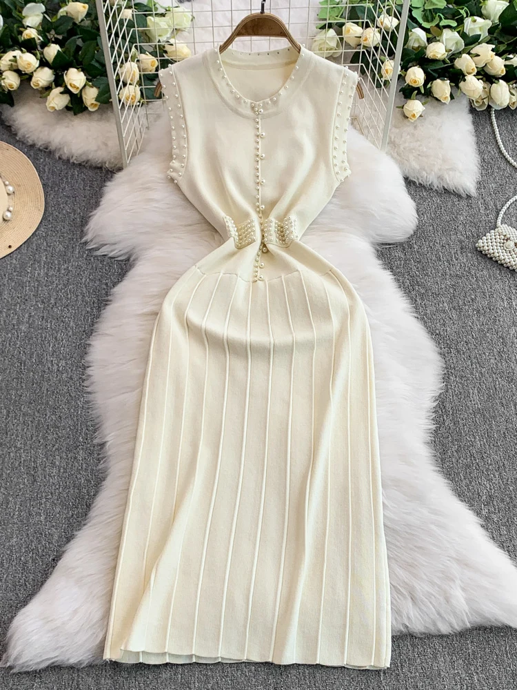 فستان أنيق محبوك بدون أكمام برقبة مستديرة للنساء فستان فاخر طويل بخصر مرتفع مزين بالخرز نحيف على الطراز الكوري للعمل