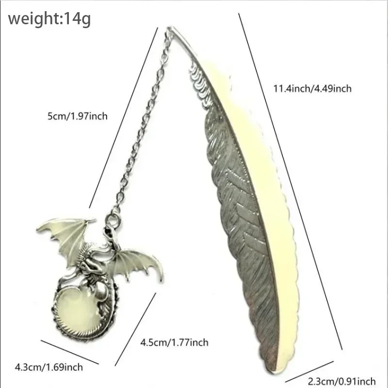 علامة مرجعية من الريش المتوهج في الظلام، تصميم تنين البومة المعدنية، هدية لمحبي الكتب القديمة العتيقة، ملحقات قراءة الطلاب