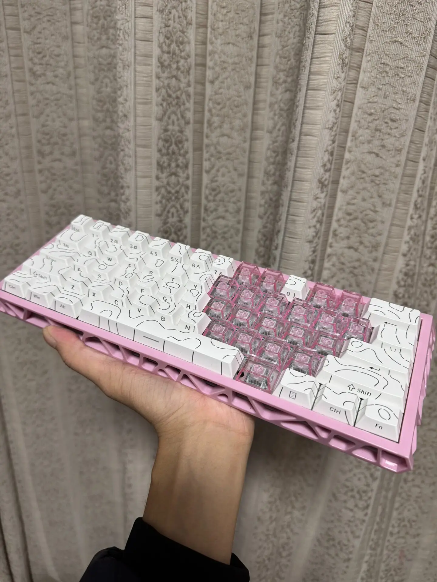Custom Sakura Crystal Theme 60% Layout RGB Magnetic Axis Custom Keyboard Contour Ergonomic Professional Gift.