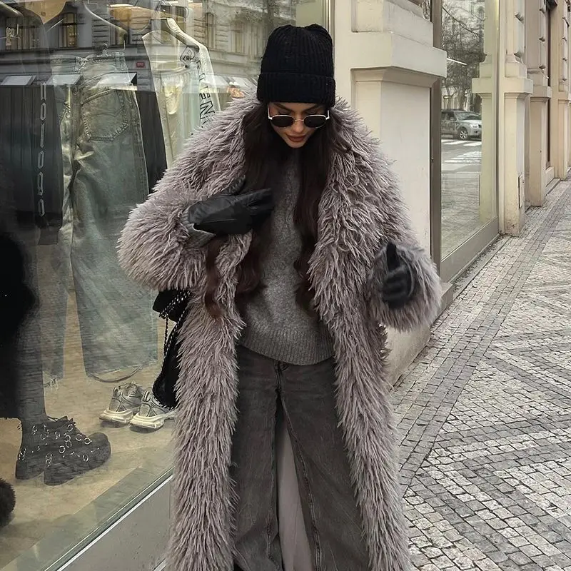 Oversized Mongolia Lamb Fur Maxi Coat Women in Winter 2024 Fashion Trend Deigner Brand New Light Gray Fluffy Festival Streetwear