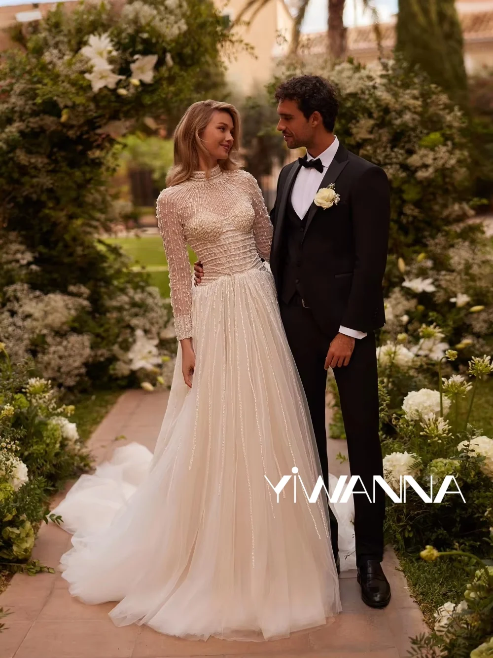 

Dazzling Pearls Beads A-line Long Wedding Dress Modest High Collar Long Sleeve Bridal Gown Customized Charming Dresses For Bride