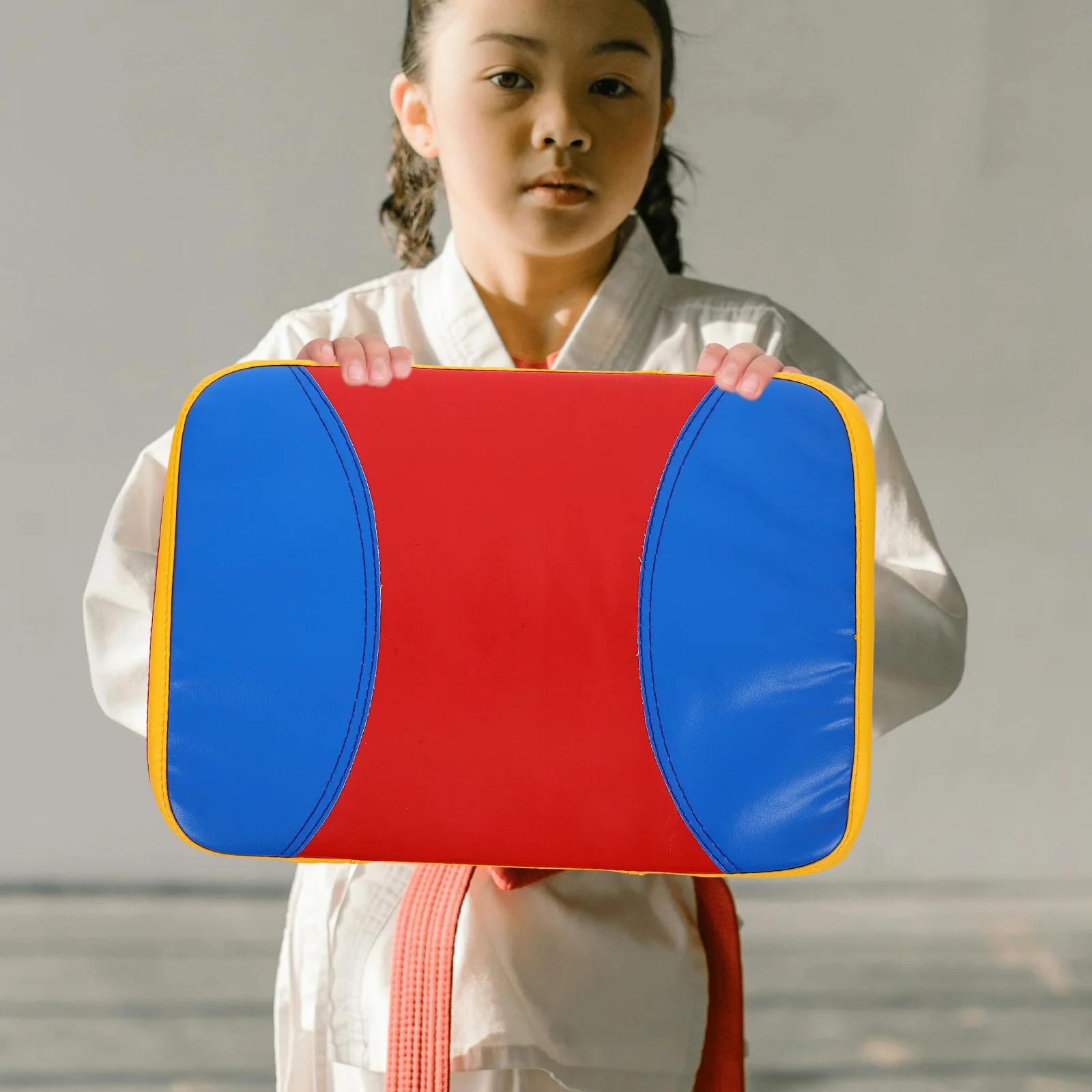 

Durable Kicking Grasp Shield Kickboxing Pad Taekwondo Punching Training Pad- Size S Taekwondo Kick Pad