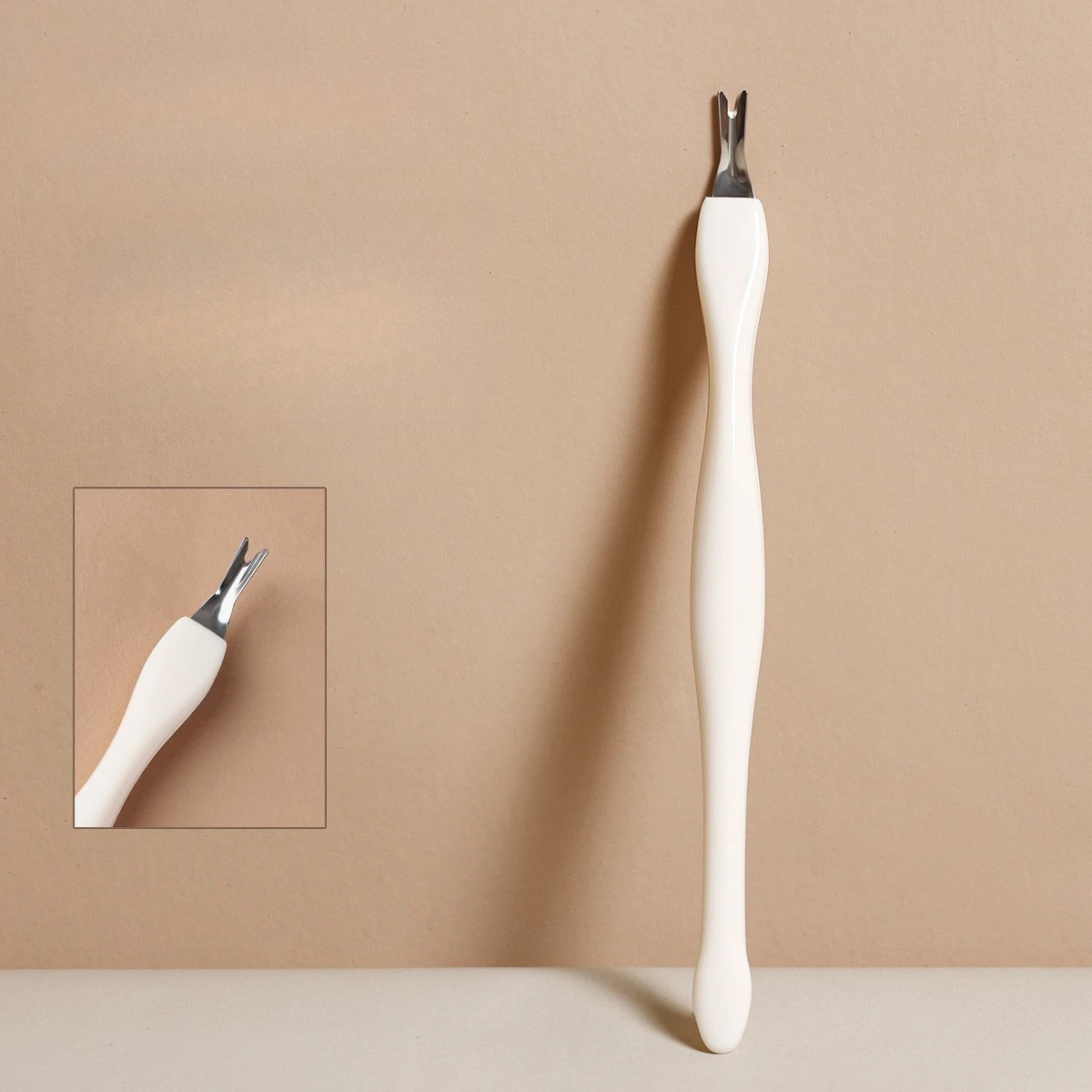 

2Pcs/Set Stainless Steel Head V-shape Sharp Dead Skin Fork Remover Beige Plastic Handle Nail Cuticle Pushers Pedicure Tools