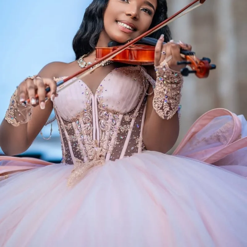 

Light Pink Quinceanera Dress Crystal Glitter Decal Lace layering Big Bow Beads Long tail Vestidos De 15 Quinceanera ﻿Customize