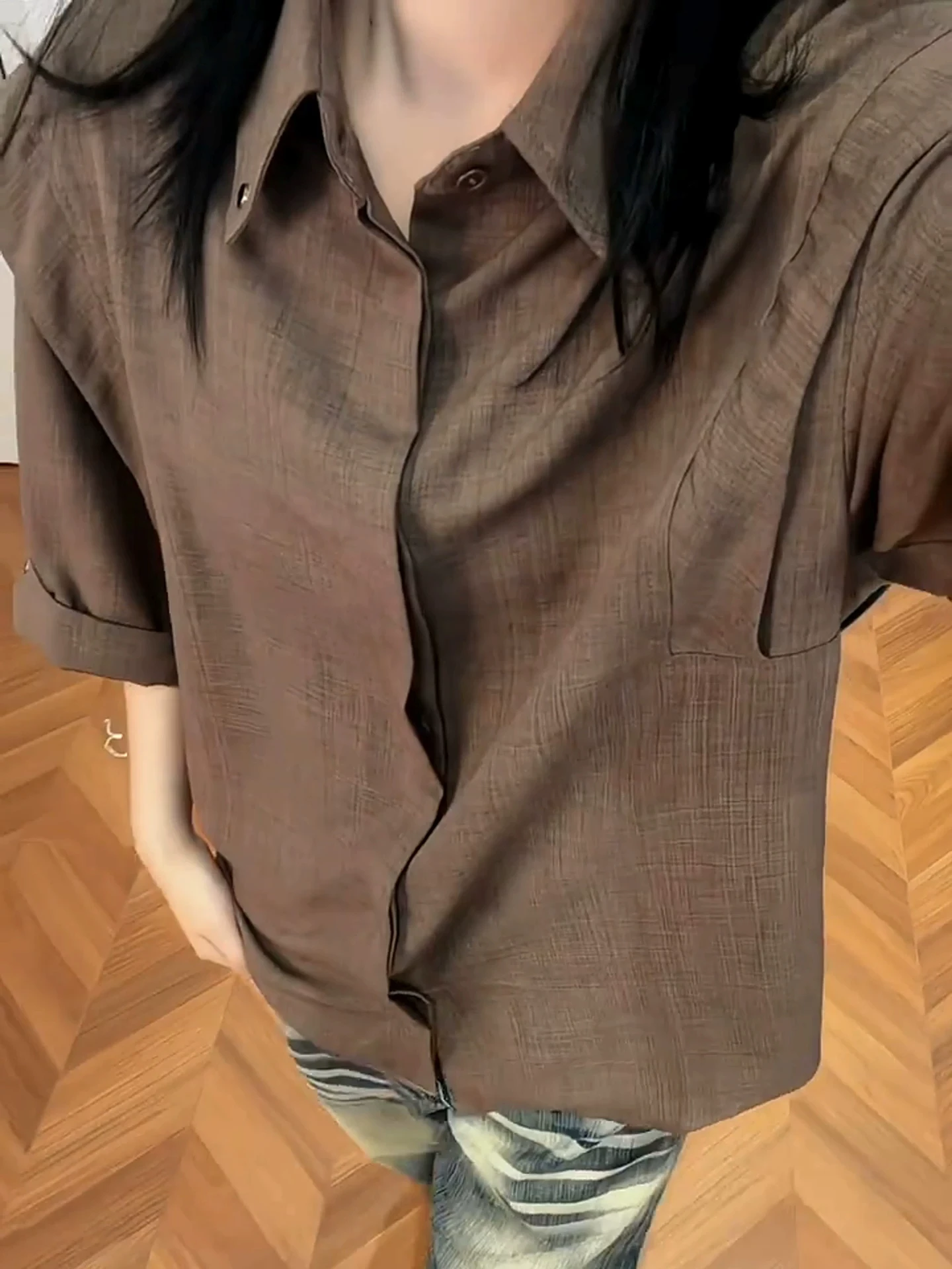 

American Retro Men's Short Sleeve Shirt Linen Simulation Summer Casual Style Half Sleeve Rivet Dark Button Shoulder Fit Shirt