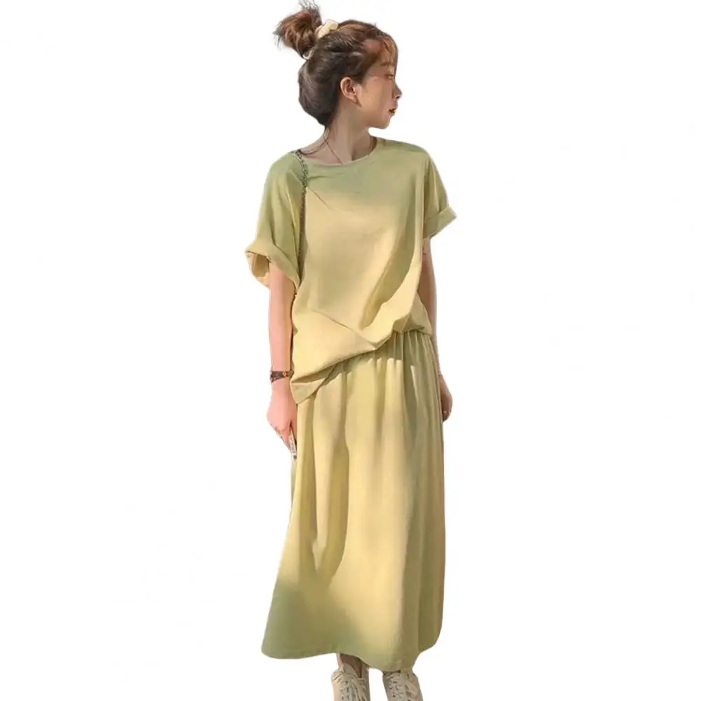 Round Neck T-shirt Set Chic Women\'s 2-piece Set Solid Color T-shirt With Adjustable Waist Pleated Maxi Skirt For Commute Dating