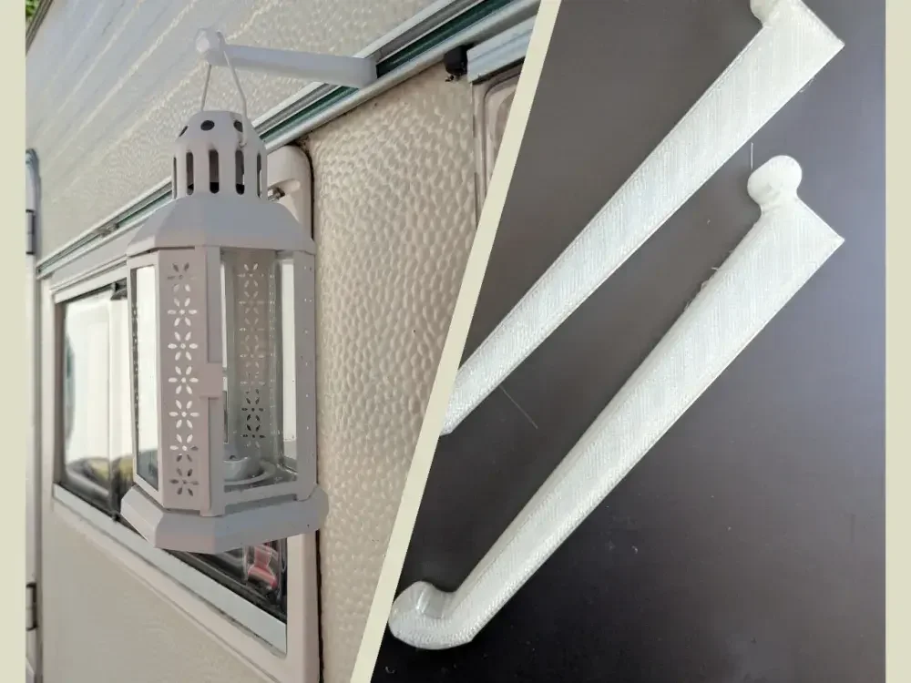 

Крючок для крепления светильников или фонарей на кедер-треку для автодомов, устанавливаемый над окнами.