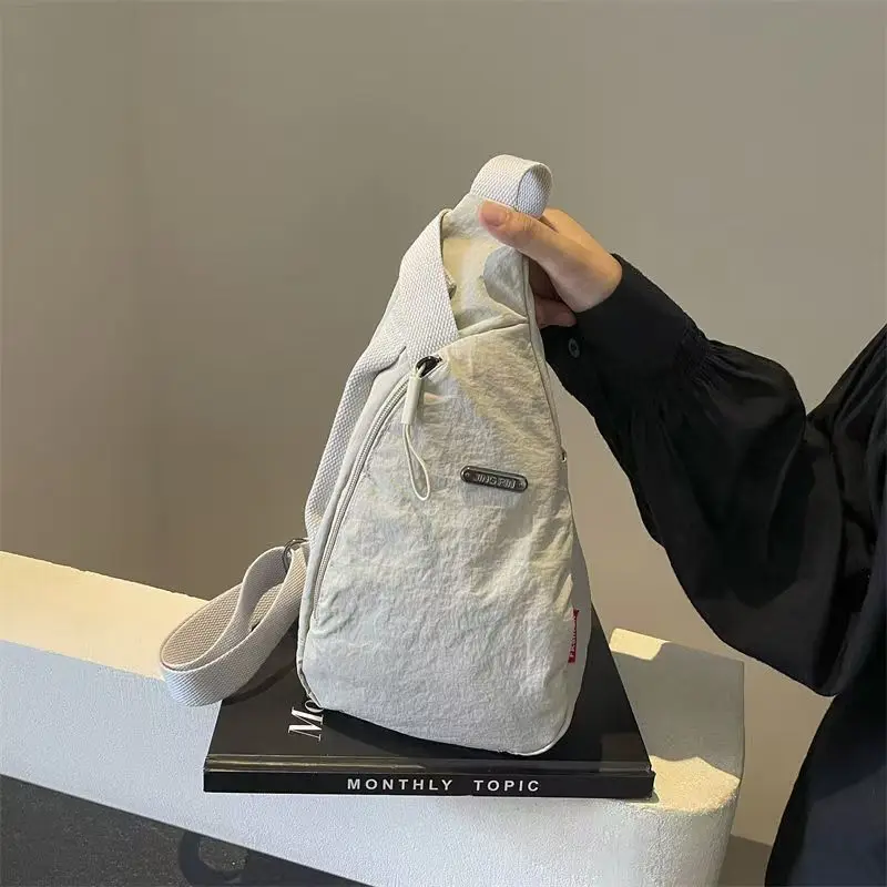 Nylon Zipper 2026 Hot Selling Waist Packs Solid Color Versatile Casual Chest Bag Soft Neutral Style Designer Crossbody Bag