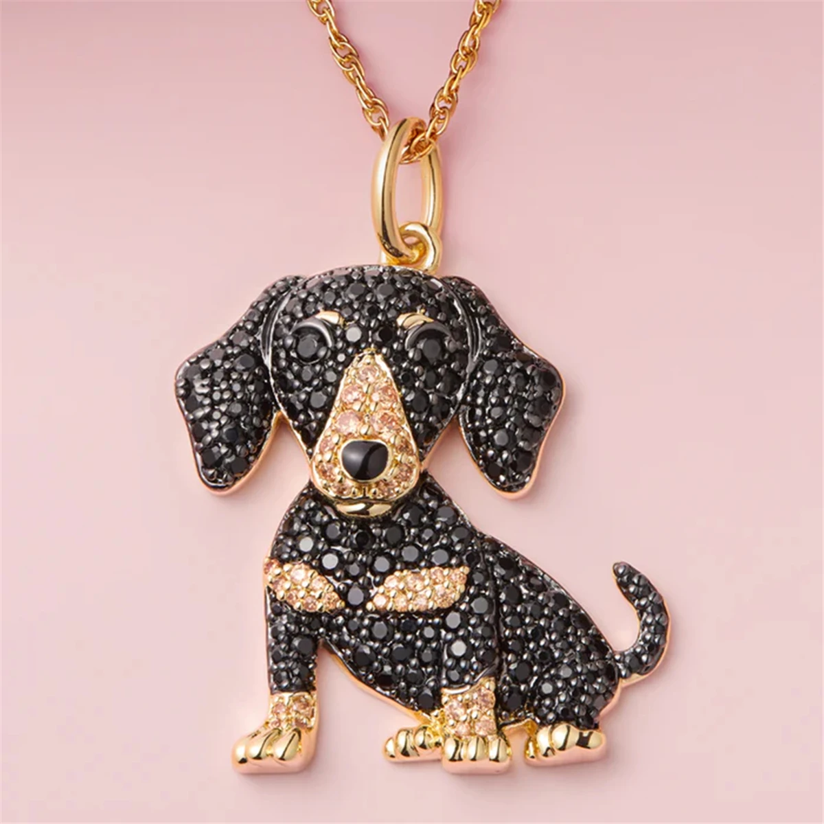 1Pc Cute Dachshund Pendant Necklace Exquisite Women's Shining Rhinestone Pet Puppy Jewelry Accessories Dog Lovers Holiday Gift