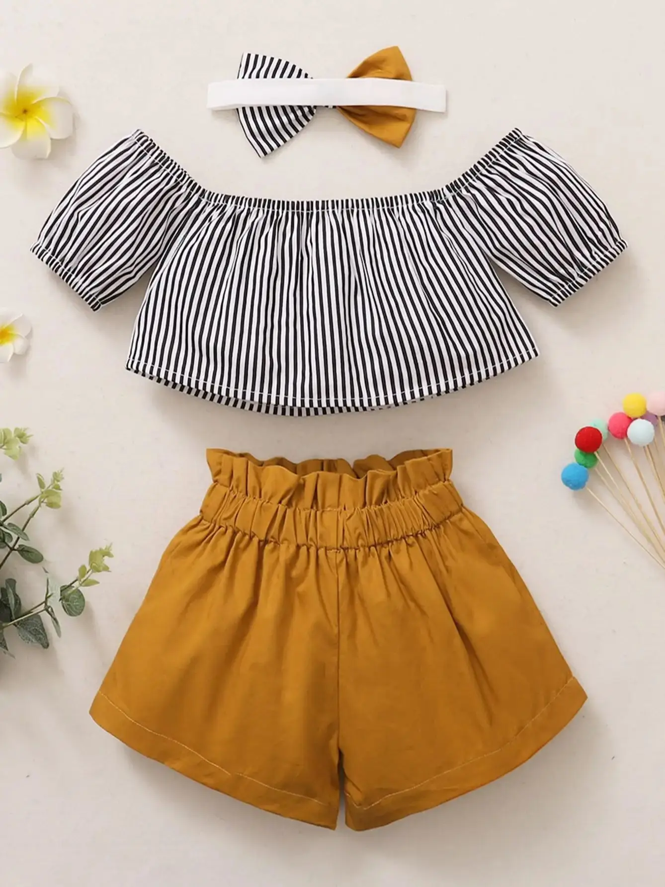 0-2 Year Old Newborn Baby Girl Summer Off Shoulder Stripe Short Sleeve with Bow Solid Color Shorts Set