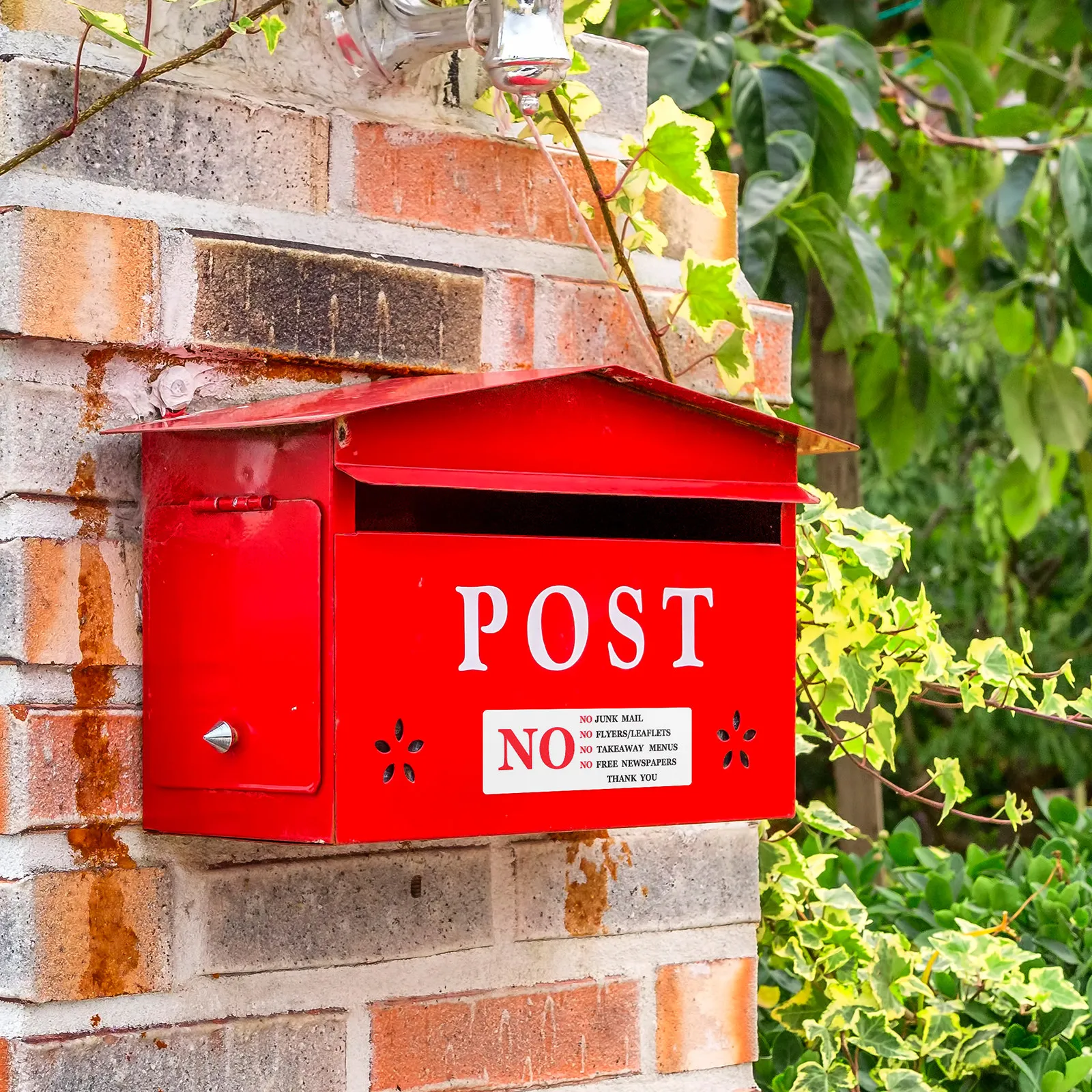 2Pcs Mailbox Reminder Sticker No Junk Mail Deterrent Weather Resistant PVC Adhesive Decal Easy Installation Home Office Use