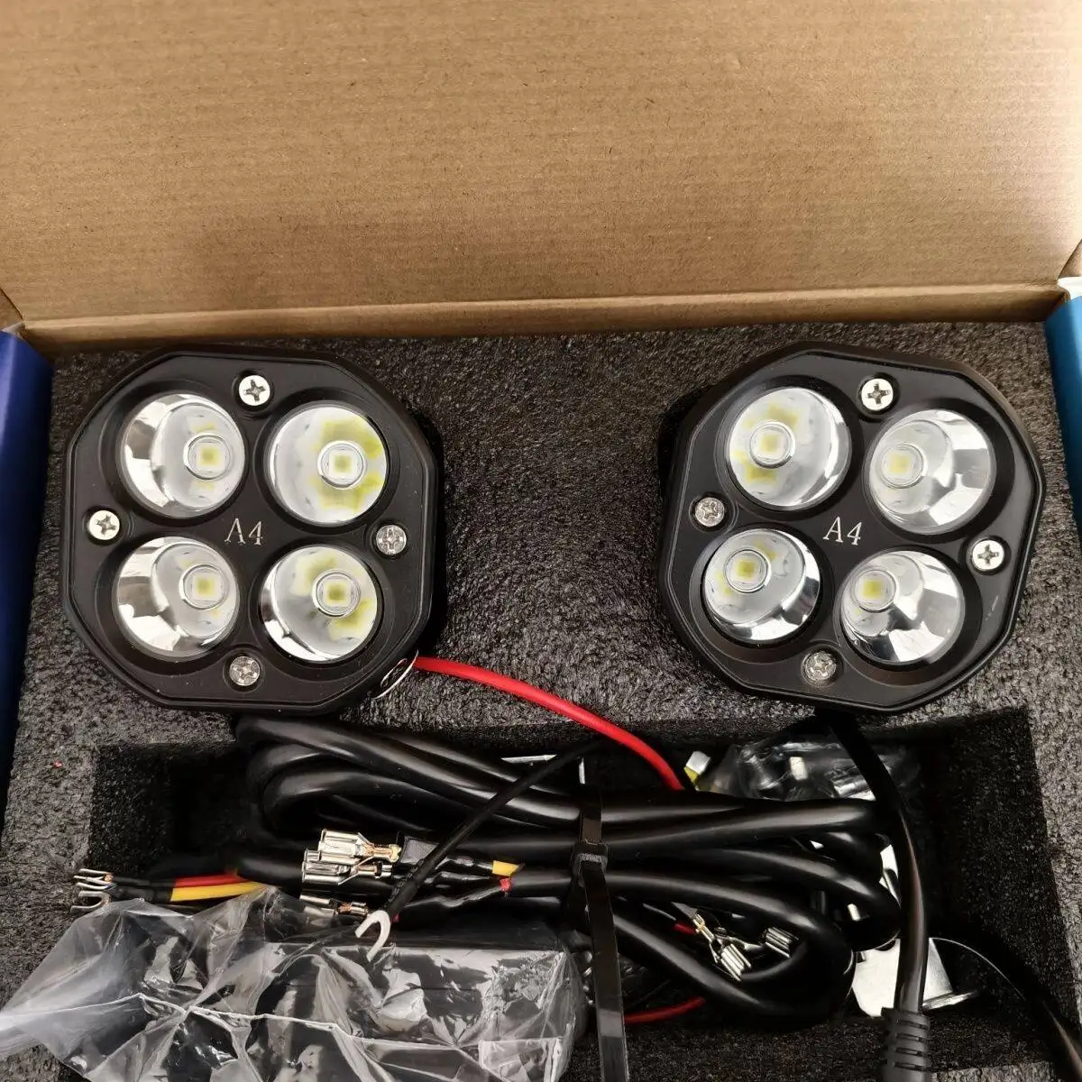 Car off-road vehicle four-leaf clover with LED high-power laser spotlights A-pillar, cover, front bar, external headlights Fog