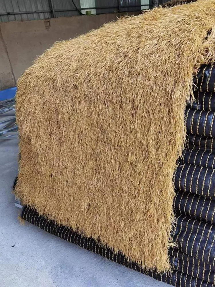 Artifical Plastic Thatch Mat Mexican Straw Tiki Roof Natural Thatch Roll For Pavilion Garden Bar Synthetic Simulation Plant