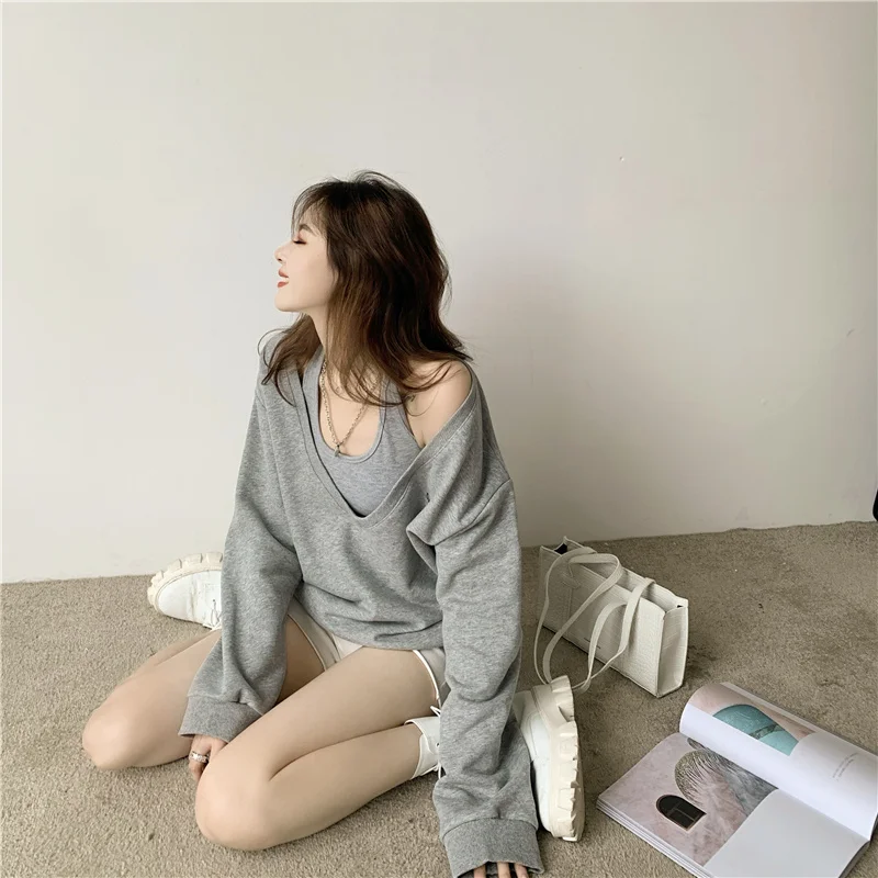 2024 Summer New Women's Design Hoodie vest loose Korean version of the two-piece V-neck shoulder-less long-sleeved Top Set