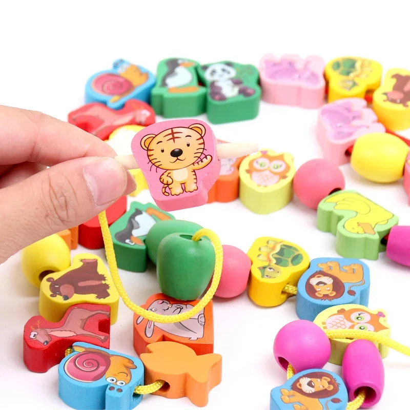 New 50pcs/Lot Baby Wooden Lacing Beads Animals Blocks Heart-shape Stringing Threading Lace Beads Box Educational Preschool Toy