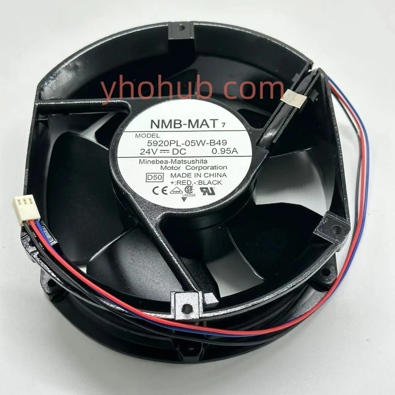 

NMB-MAT 5920PL-05W-B49 D50 DC 24V 0.95A 3-Wire 125x125x35mm Server Cooling Fan