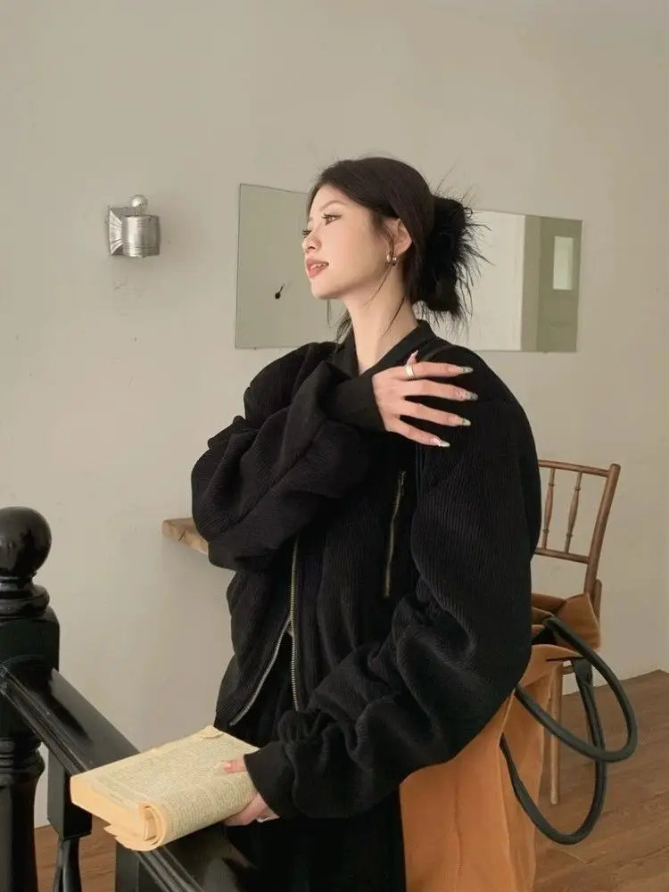 

Retro Corduroy Jacket For Women In Autumn And Winter Thick Cotton Jacket With Stand Up Collar Design Sense Pleated Short Top