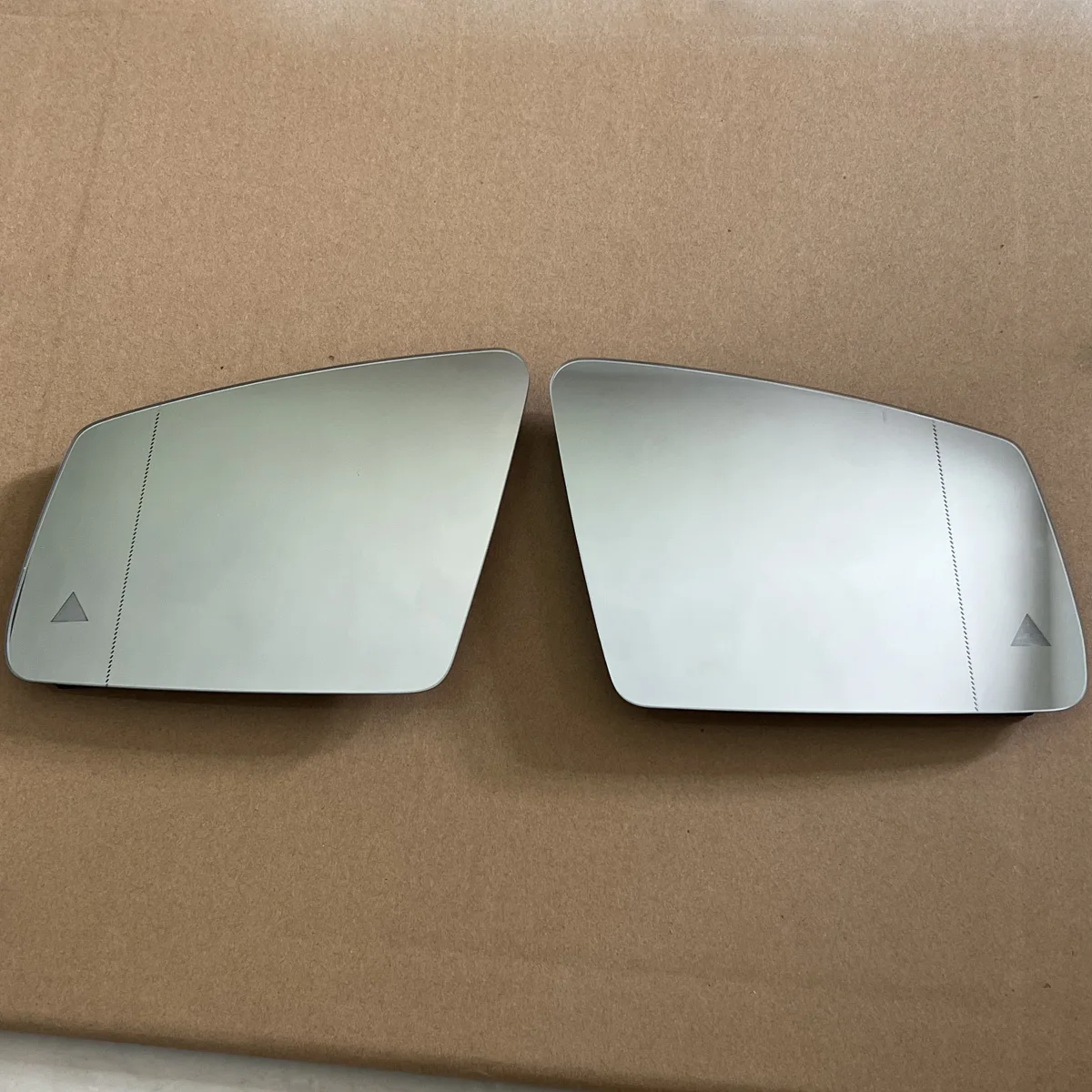 

For Mercedes-Bnez GLA GLK W221 W212 W204 Heated Left Right Side Mirror Rearview Glass Wing Glass Lens Lane change assistance